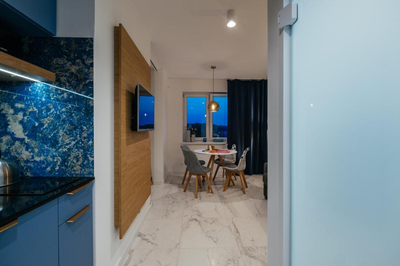 Bluemint Debina Apartamenty Przy Plazy Ngoại thất bức ảnh