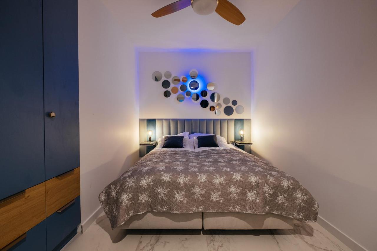 Bluemint Debina Apartamenty Przy Plazy Ngoại thất bức ảnh